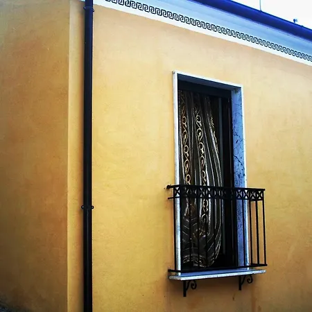 La Dimora Del Brigante Bed & Breakfast Rionero in Vulture