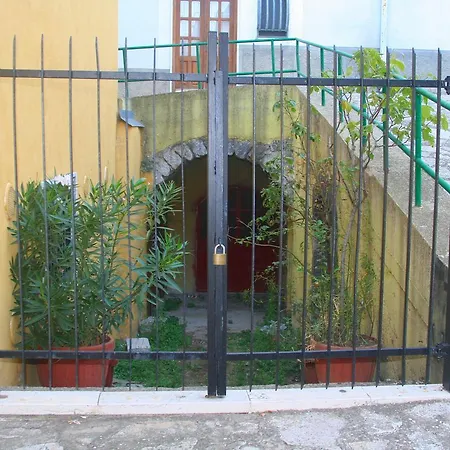 Bed & Breakfast La Dimora Del Brigante *